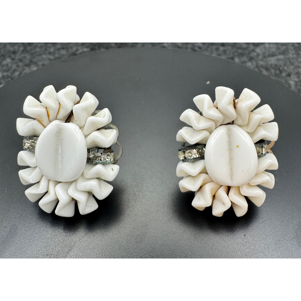 Vintage White Milk Glass Rhinestone Cluster Clip On Earrings Silver Tone Retro